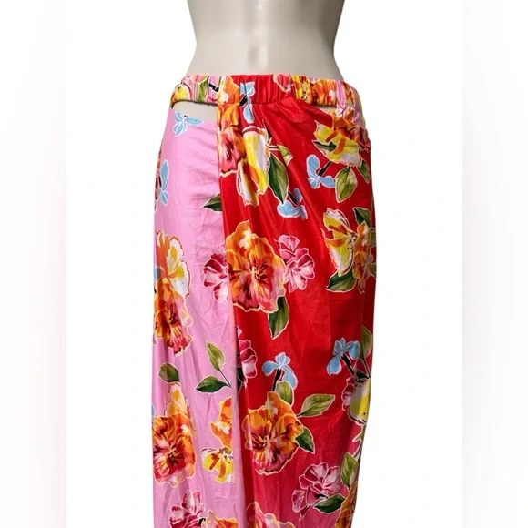 AGUA BENDITA X REVOLVE Mimi Sarong Style Skirt in Pink and Red Blossom NWT - Picture 4 of 9